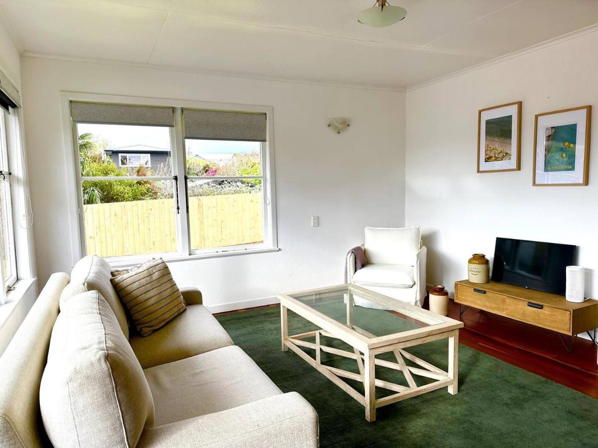 Serene Lake Taupo Abode Exterior foto